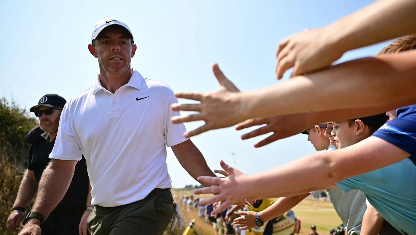 Rory McIlroy vynechal 3M Open, aby strávil závěr prázdnin s manželkou Erikou a dcerou Poppy