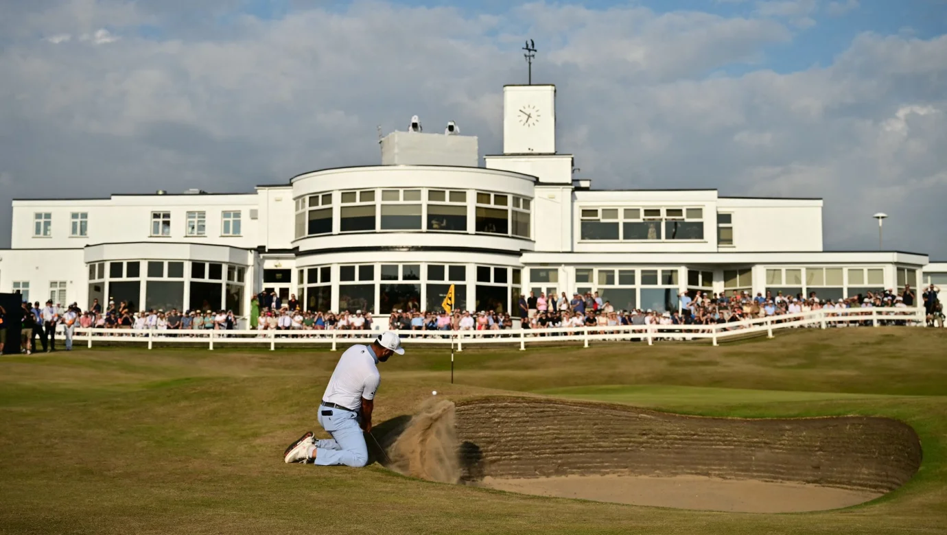 Video: Rahm na kolenou! Neuvěřitelným úderem ohromil Royal Birkdale
