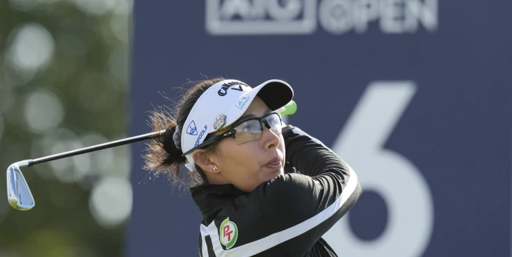 Jeeno Thitikul ovládla úvodní kolo AIG Women's Open. Kouskovou čeká boj o cut