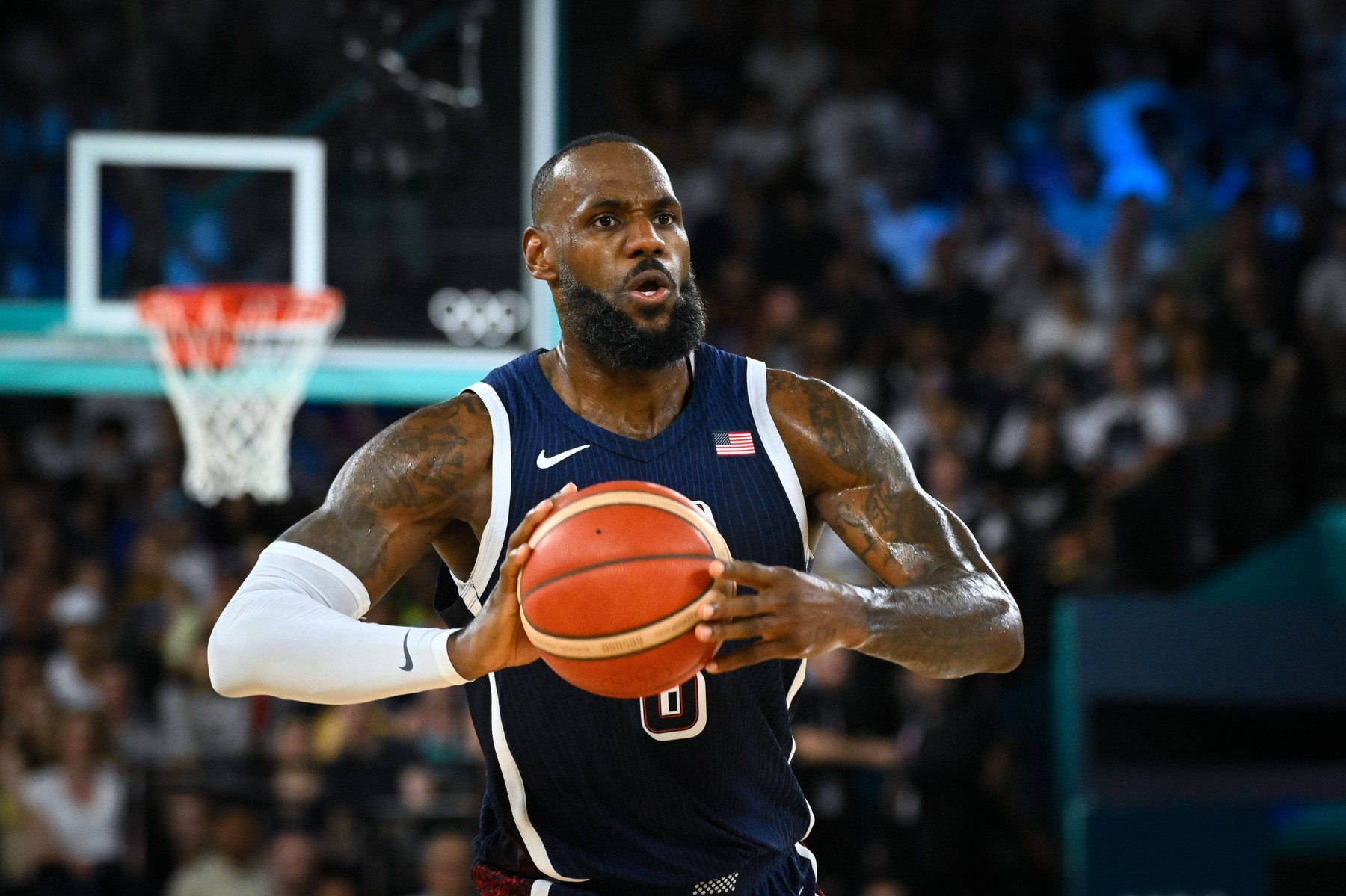 LeBron James propadl golfu natolik, že spustil vlastní YouTube kanál, na němž chce fanouškům ukázat svou cestu začínajícího golfisty