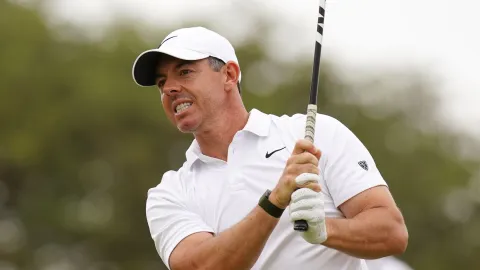 Rory McIlroy chce navýšit svůj náskok na Tigera Woodse? Ve hře je čtvrtý FedExCup
