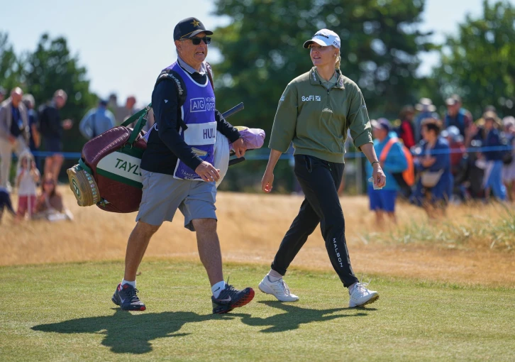 Video: Krutý žert na caddieho s falešným losem? Charley Hull kritiku neřeší