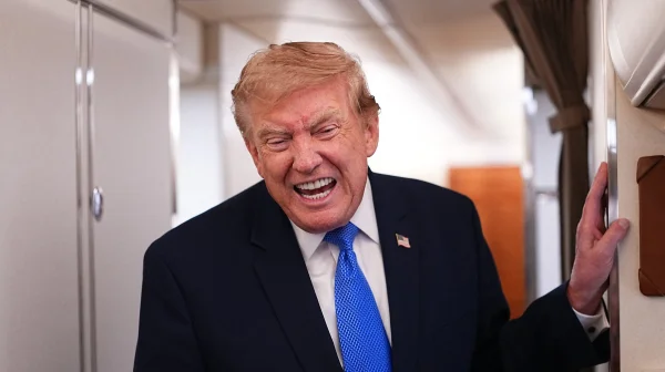 Video: Trump vyhrál turnaj v Bedminsteru. Geniální hráč, nebo chronický podvodník?