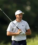 Spieth v Memphisu zazářil, McIlroy pokazil závěr a zkomplikoval si boj o rekord