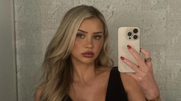 Nejžhavější hokejistka světa okouzlila golfovou superstar Brysona DeChambeaua