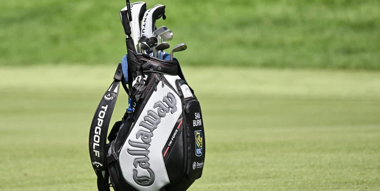 Jediná reklama otřásla golfovým světem. Callaway bojuje s obřím skandálem
