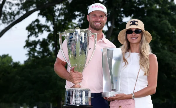 Řekne mu ano? Vítěz BMW Championship Wyndham Clark chce požádat krásnou modelku o ruku