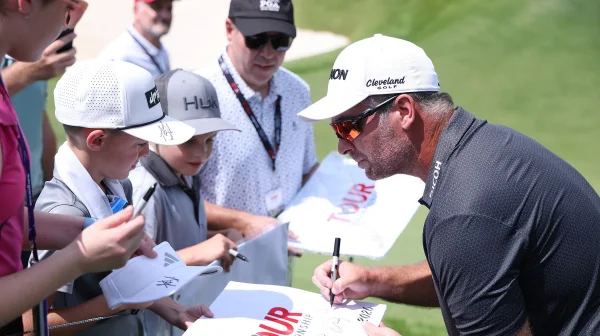 Po dvou bogey přišel životní eagle. Ryan Fox předvedl obrat dne na Tour Championship