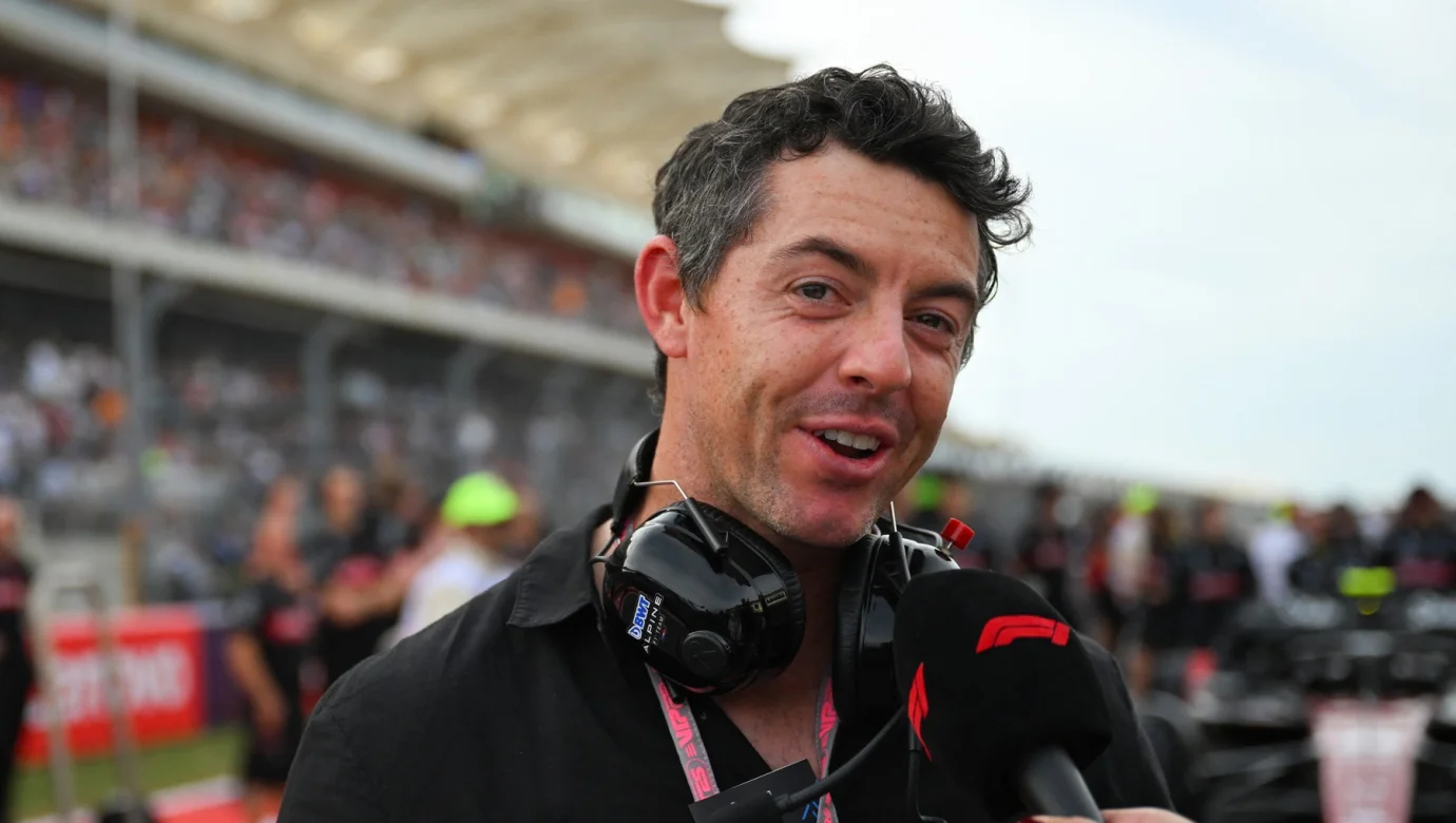 Rory McIlroy spojil svou vášeň pro sport s byznysem. Investice do stáje Formule 1 Alpine mu nyní může přinést miliony