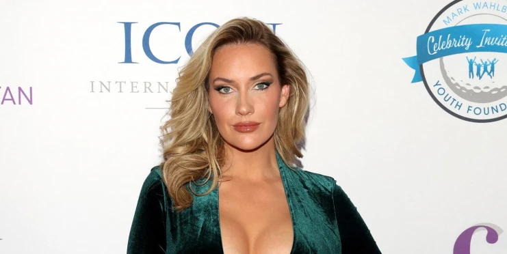Zelené sako The Masters podle Paige Spiranac. Odvážným výstřihem rozpálila fanoušky