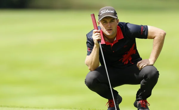 Boj o golfovou elitu vrcholí. Zuska je ránu od postupu, Asian Tour nečekaně zavírá dveře