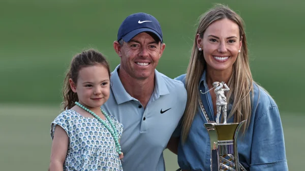 Federer ukázal McIlroyovi cestu. Proč je rodina víc než hrozící trest od PGA Tour?