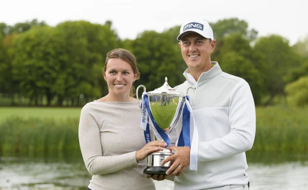 Od rozvážky potravin k titulu na DP World Tour. Joe Dean ovládl British Masters