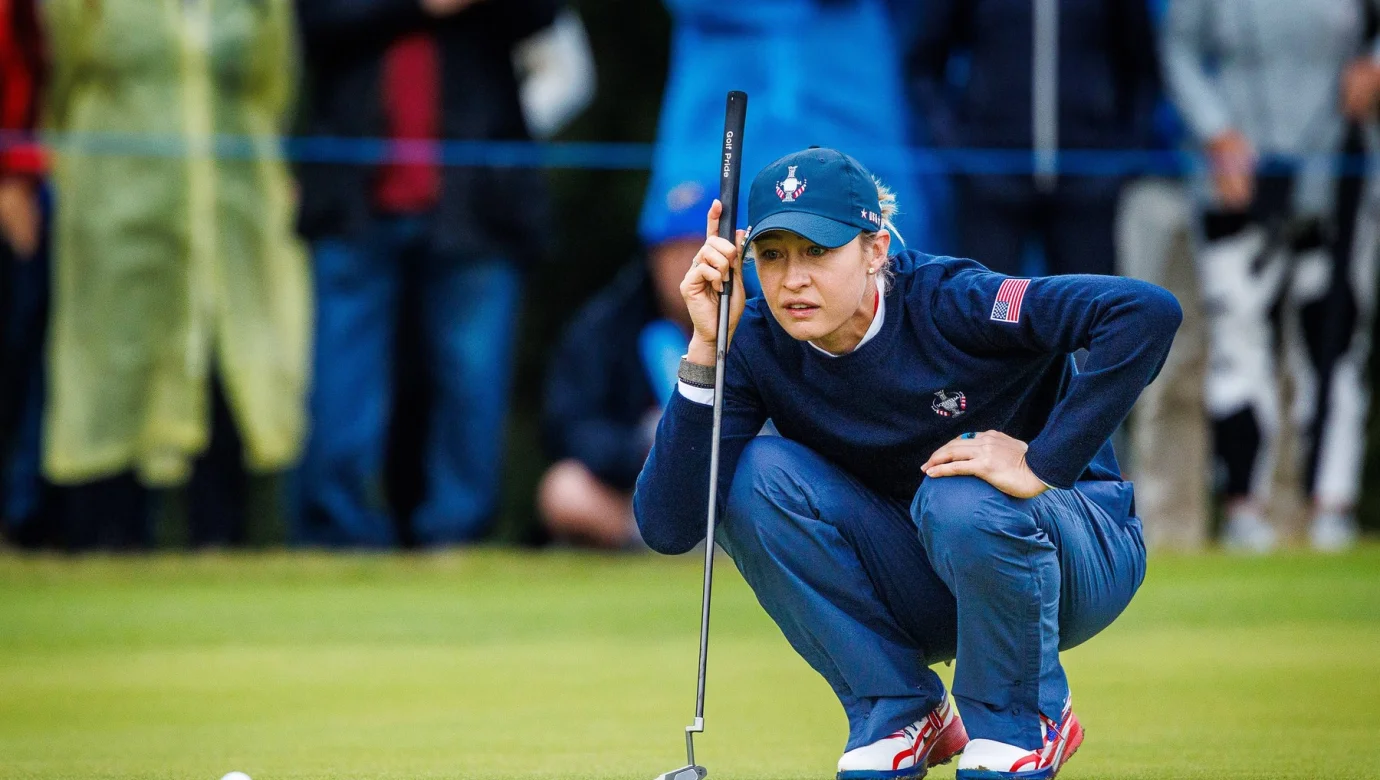 Nelly Korda vstoupila do Solheim Cupu vítězně. Společně s Allisen Corpuz vyhrály pátý společný zápas v řadě