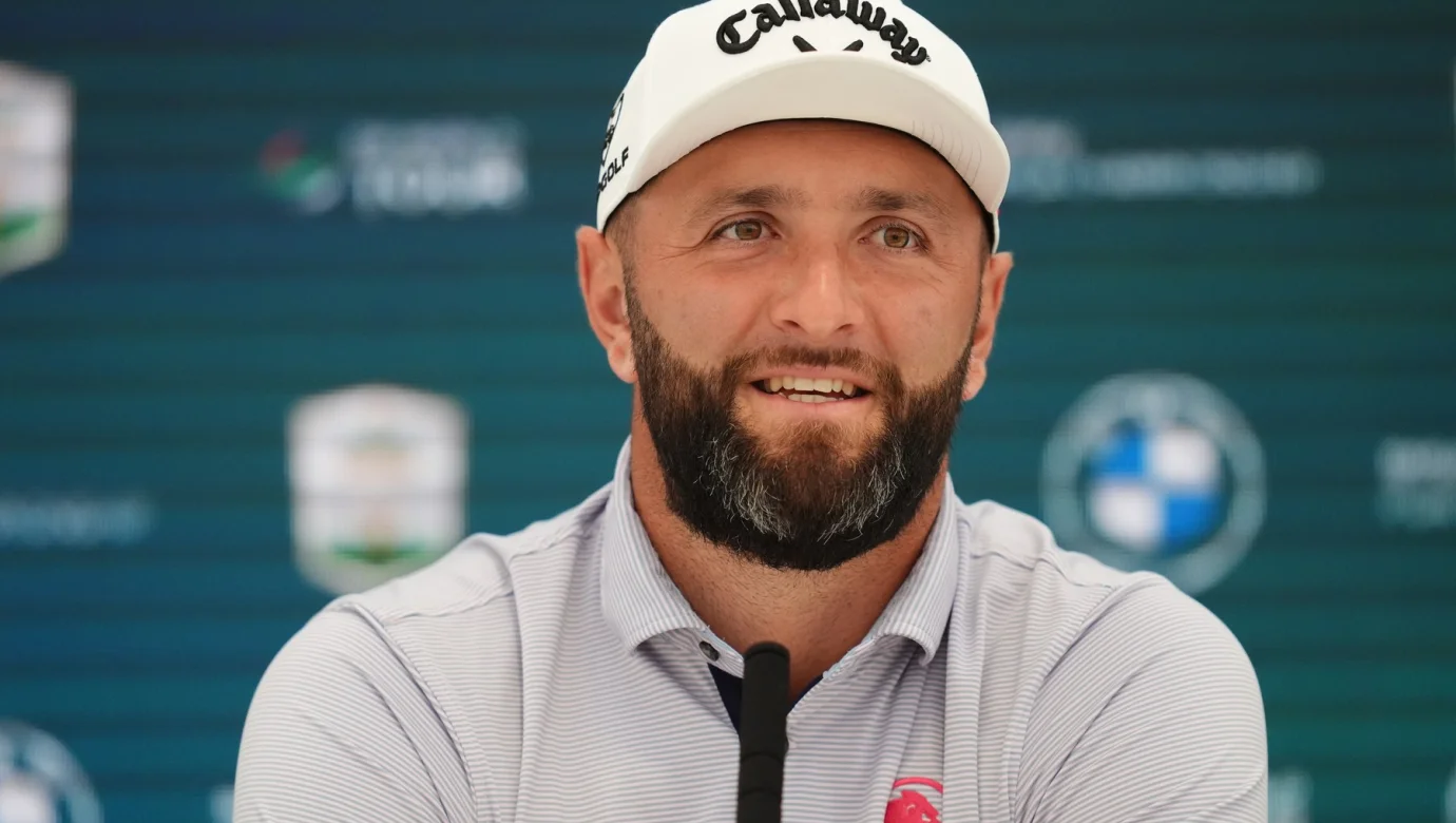Jon Rahm čeká na další vývoj vztahů mezi tradičními okruhy a LIV Golf. Ve hře je i jeho budoucnost v Ryder Cupu