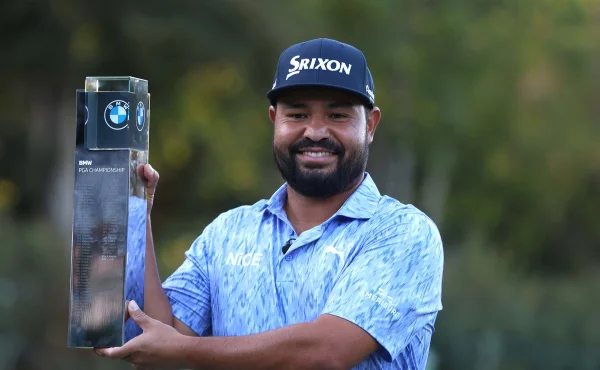 JJ Spaun ovládl BMW PGA Championship. Elvira přišel o titul po kolapsu na poslední jamce