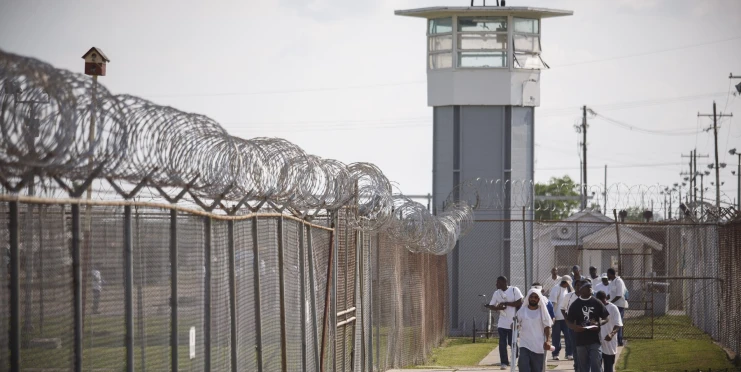 Nej(ne)bezpečnější golfové hřiště na světě? Prison View leží v největší věznici USA