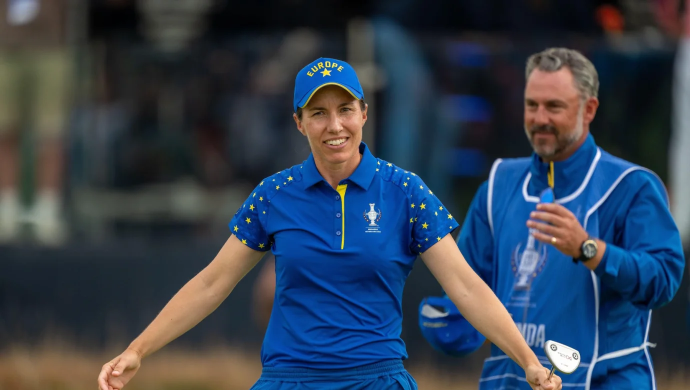 Carlota Ciganda čelila kritice za pomalou hru už během Solheim Cupu 2026 v Nizozemsku. Tehdy se penalizaci vyhnula, v Šanghaji už ale rozhodčí nekompromisně zasáhli