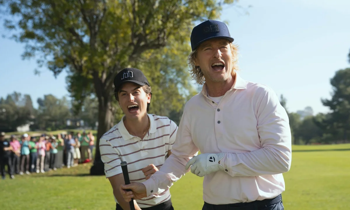 Owen Wilson na Rivieře málem zahrál eagle. Jeho golfový seriál Stick se vrací