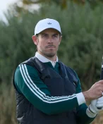 Video: Gareth Bale málem sestřelil fanouškovi pivo. St Andrews ovládl vztek