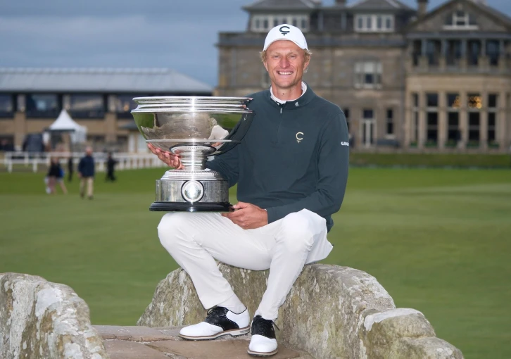 Před deseti lety tu debutoval na DP World Tour. Teď Meronk v St Andrews slaví triumf