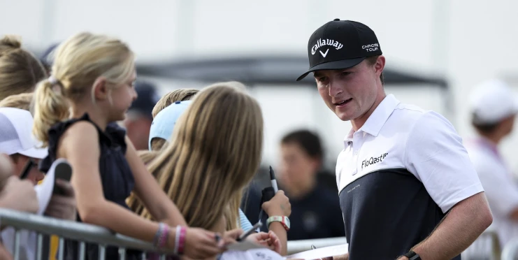 Dva eagly v řadě a pět birdie v závěru. Mladý talent útočí na rekord Korn Ferry Tour