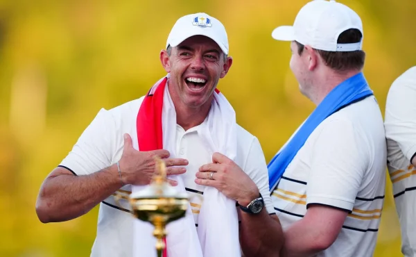 Čekal snad květiny? Podle Američanů je Rory McIlroy uplakánek a sprostý hrubián