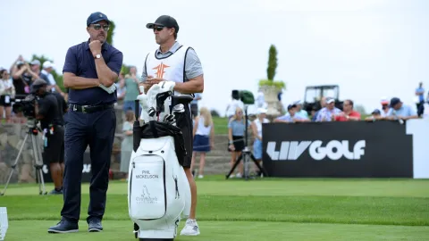Nová vlna zájmu o saúdskou ligu? Hráči z PGA Tour vyjednávají přestup do LIV Golf