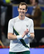 Dvojnásobný vítěz Wimbledonu Andy Murray si odbude svůj profesionální golfový debut