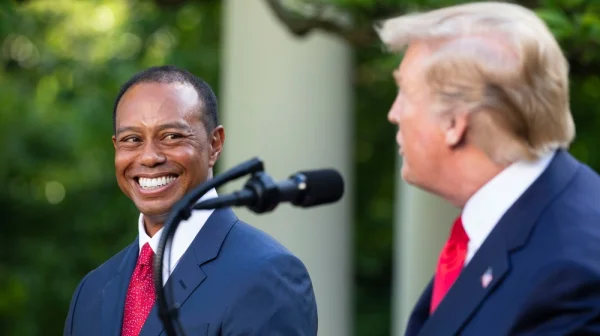 Donald Trump má dalšího poradce. S golfovými názory mu radí Tiger Woods